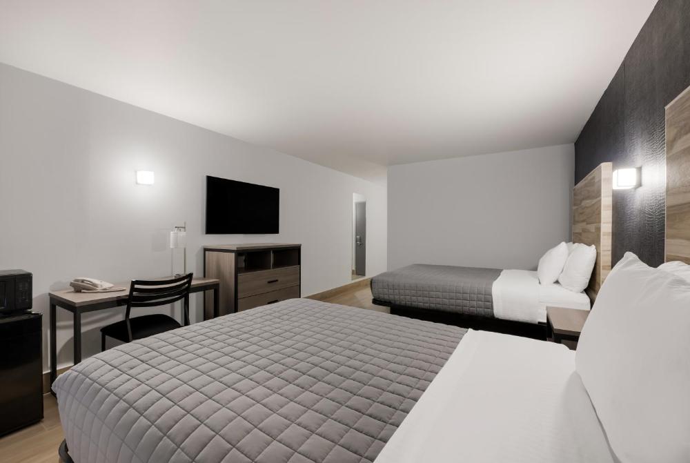 Deluxe Double Room interior